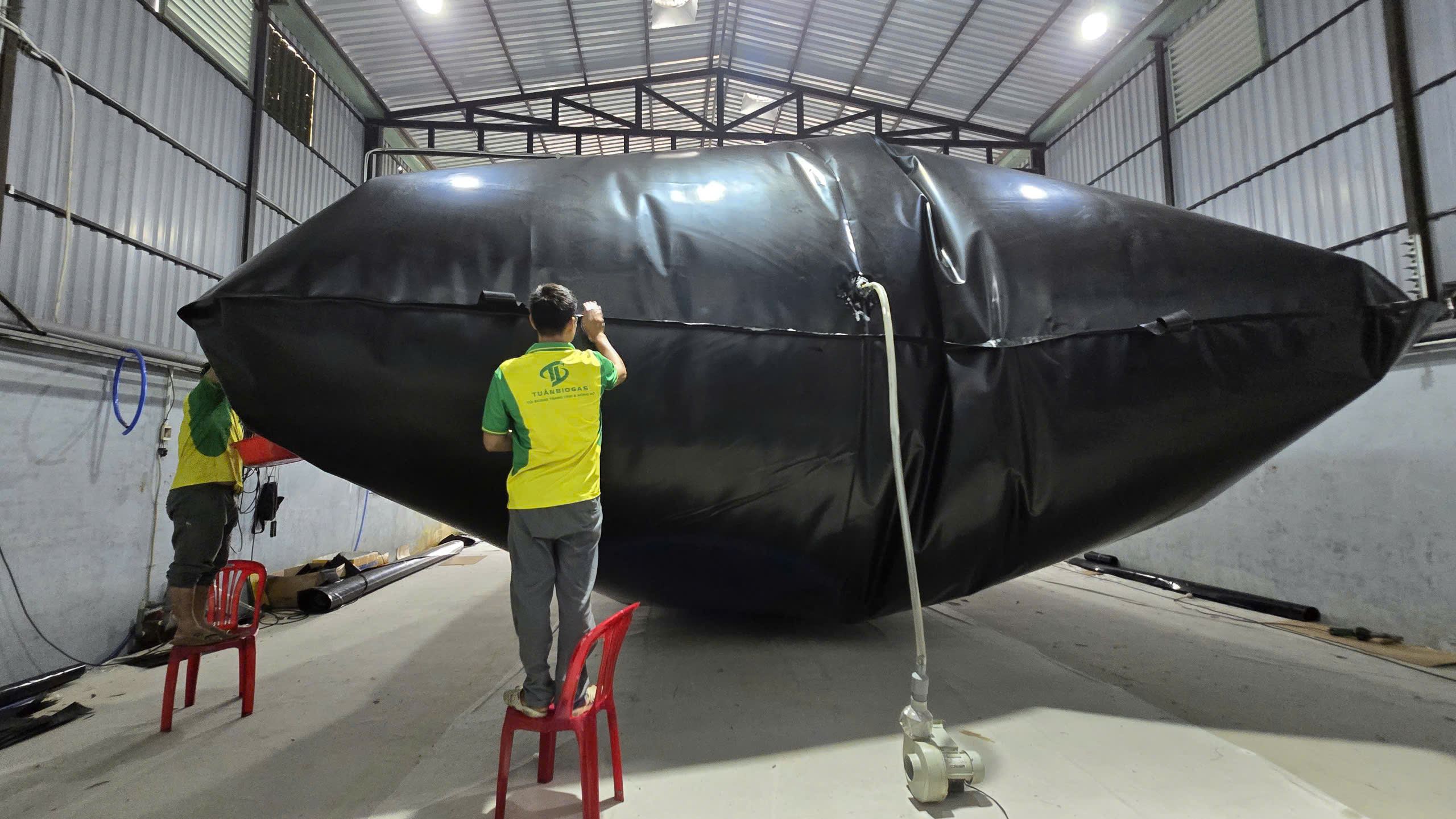 Hướng Dẫn Lắp Túi Trữ Khí Biogas Đúng Kỹ Thuật: Giải Pháp Kéo Dài Thời Gian Đun Nấu Và Bí Quyết Tiết Kiệm Chi Phí Trọn Gói